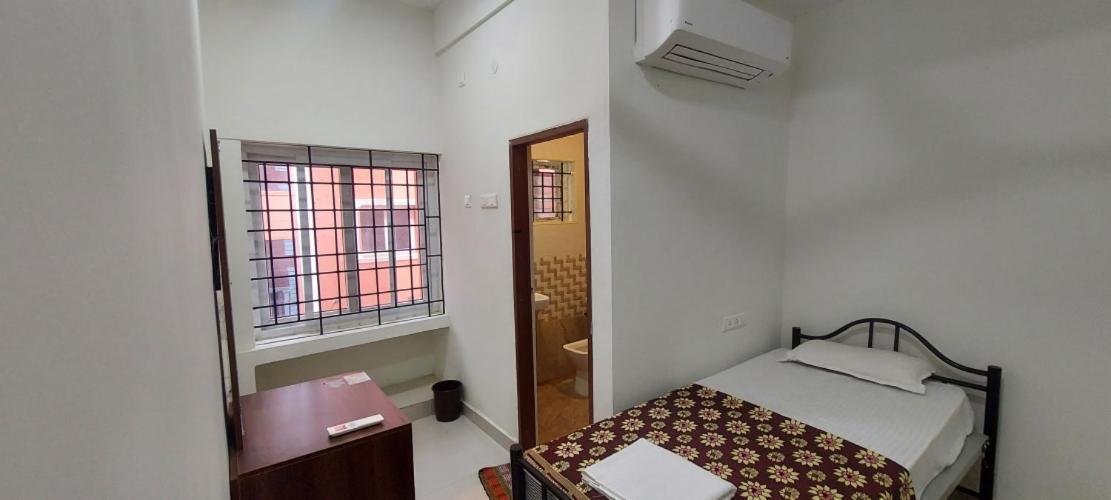 Aalayam Hotel