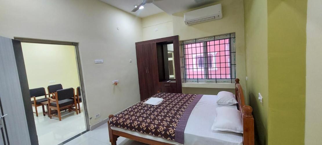 Hotel Aalayam *