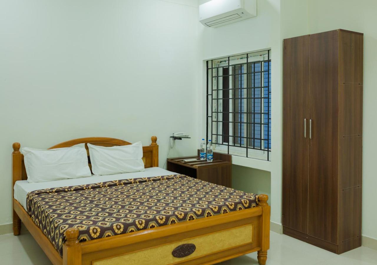 Hotel Aalayam *