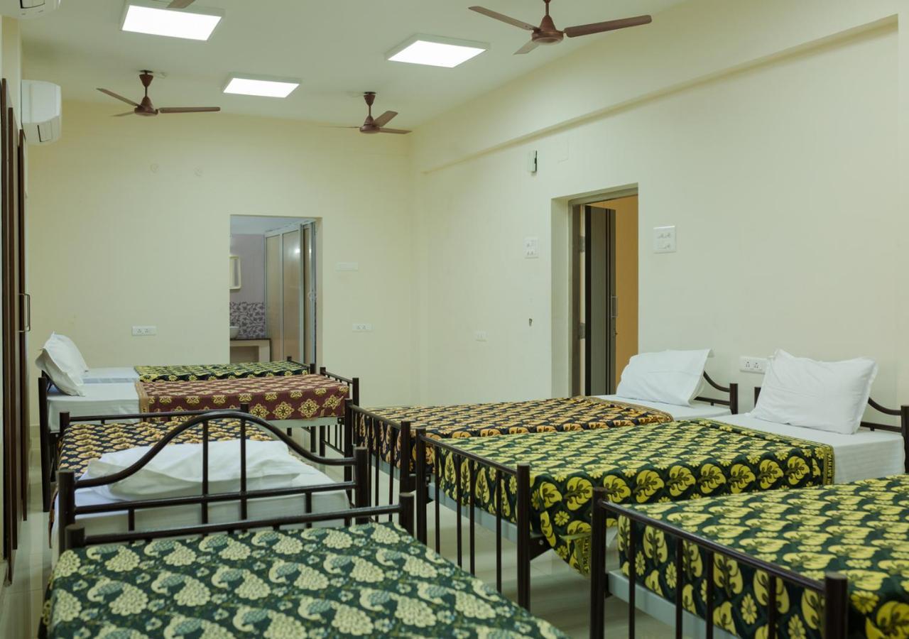Hotel Aalayam *