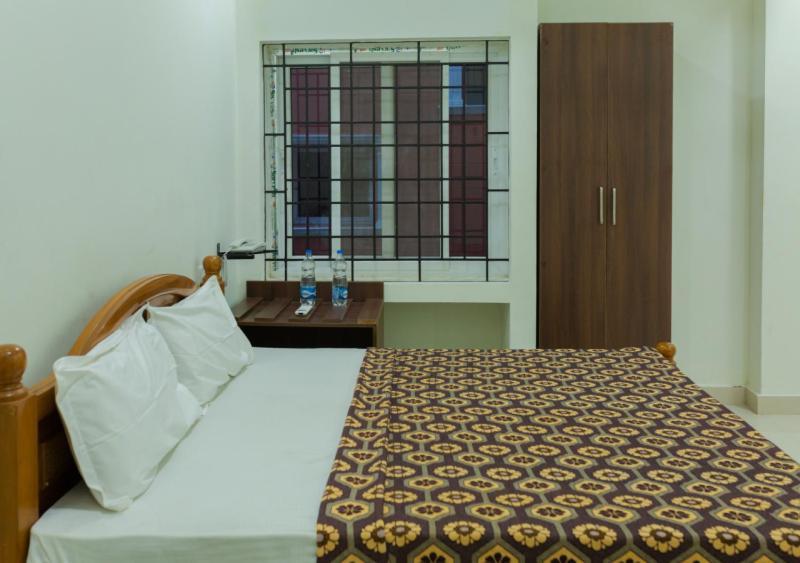 Hotel Aalayam *